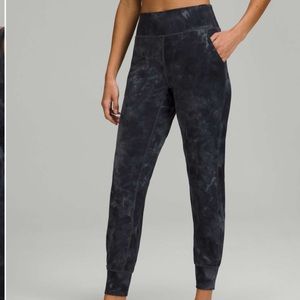 LIKE NEW Lululemon align joggers